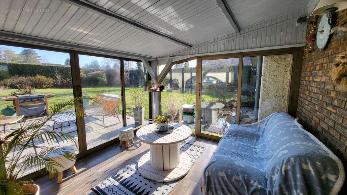 Maison à SAINT-QUENTIN