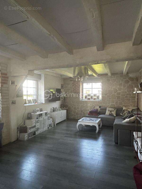 Maison familiale de 148m2 pleine de charme et de potentiel - photo 5