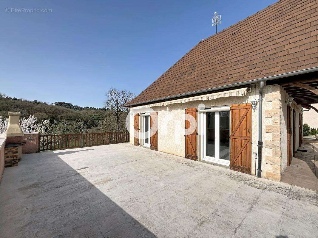Maison à MALEMORT-SUR-CORREZE