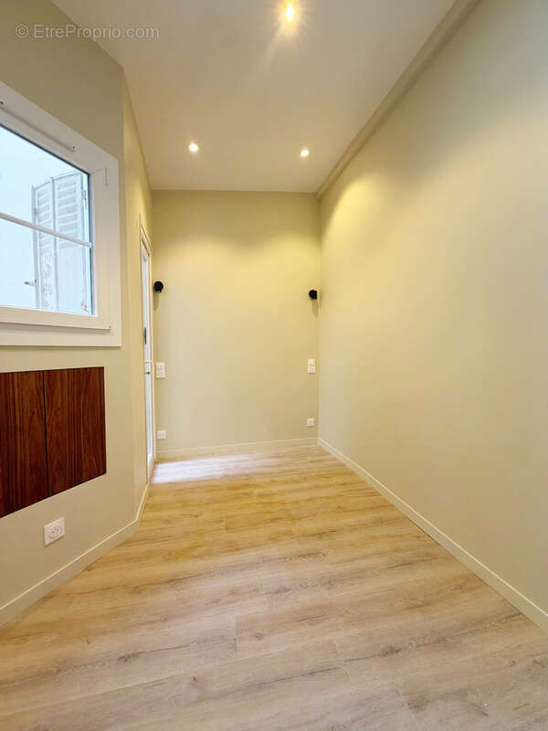 Appartement à LEVALLOIS-PERRET