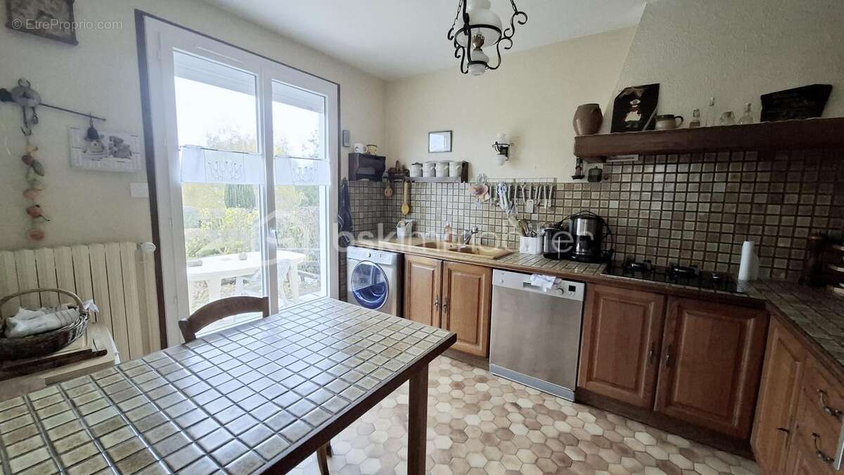 Maison à AUTRUY-SUR-JUINE