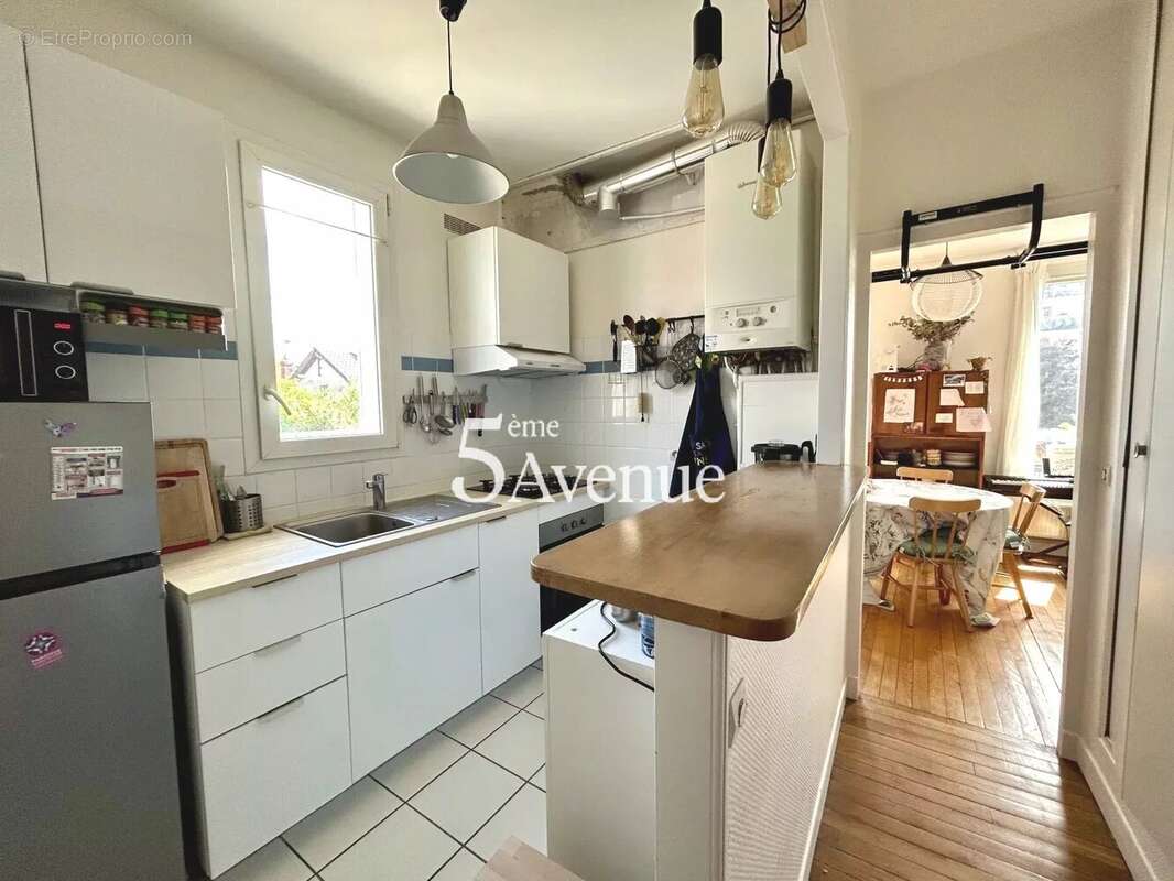 Appartement à SAINT-MAUR-DES-FOSSES