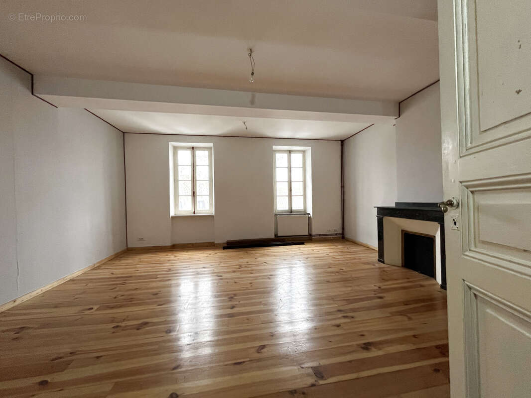 Maison à LEZIGNAN-CORBIERES