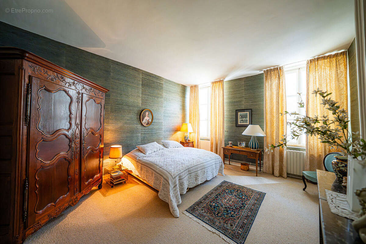 Château proche de Metz, L'élégance d'une demeure "à la française" dans un écrin de 7 hectares - photo 12