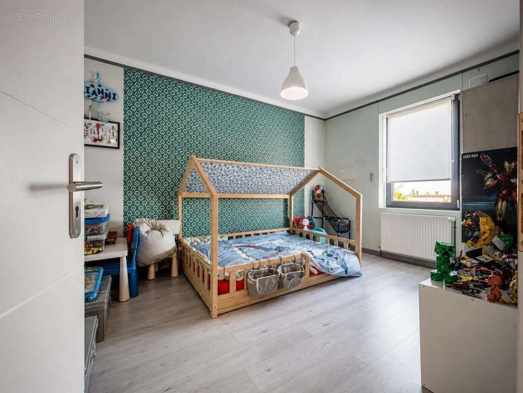 Maison de 8 pièces de 197,6 m² à Yutz - photo 6