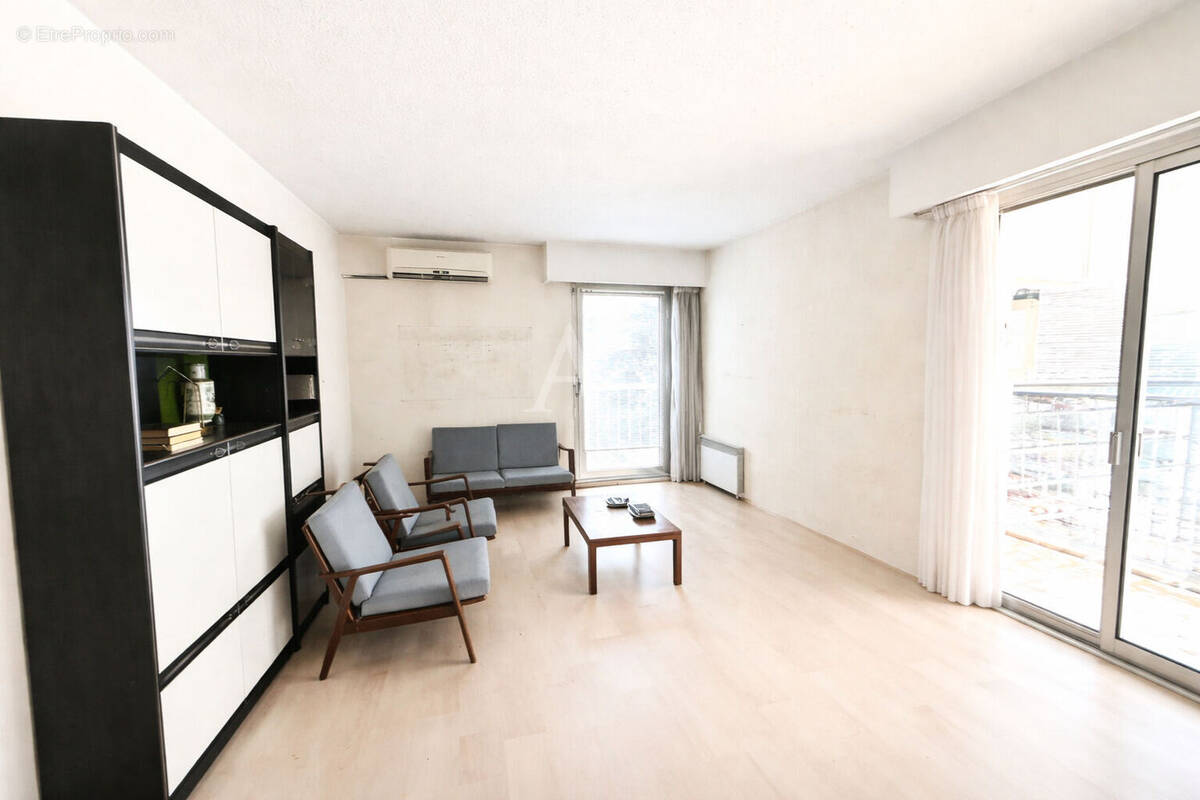 Appartement à CAGNES-SUR-MER