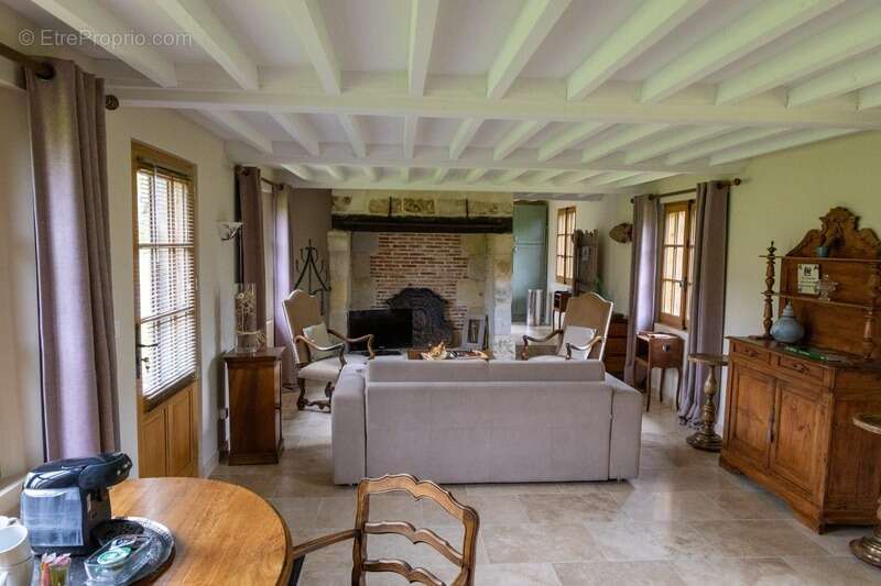 Maison à PONT-L'EVEQUE