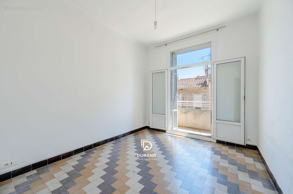 Appartement à MARSEILLE-8E