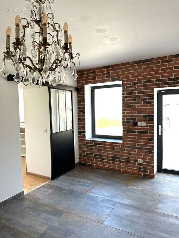 Maison à PONTAILLER-SUR-SAONE