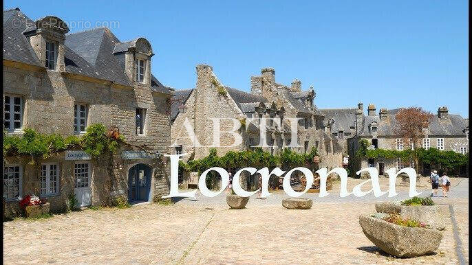 Maison à LOCRONAN