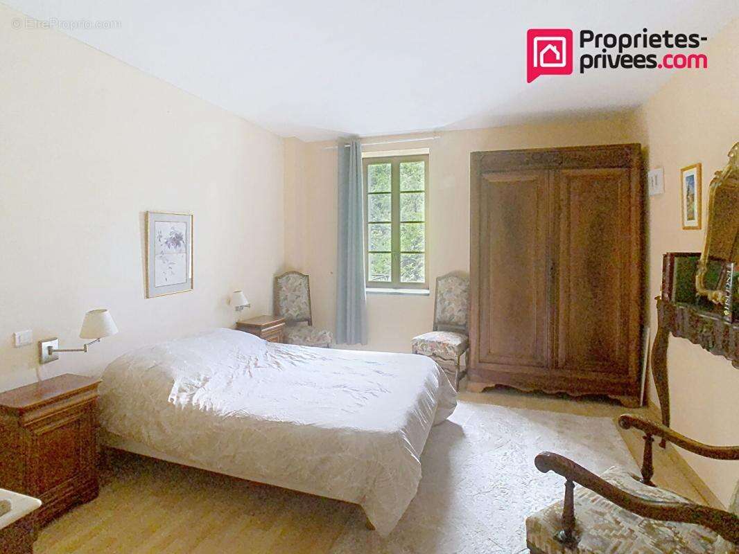 Maison 282 m² à Valleraugue  - photo 10