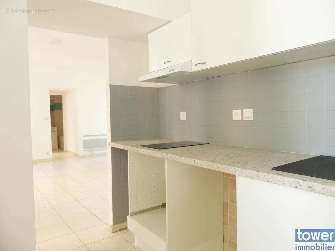 Appartement à LAMALOU-LES-BAINS