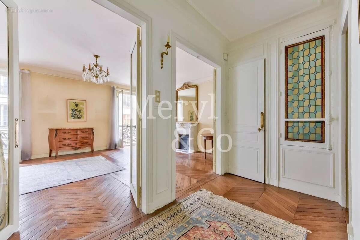 Appartement à PARIS-5E