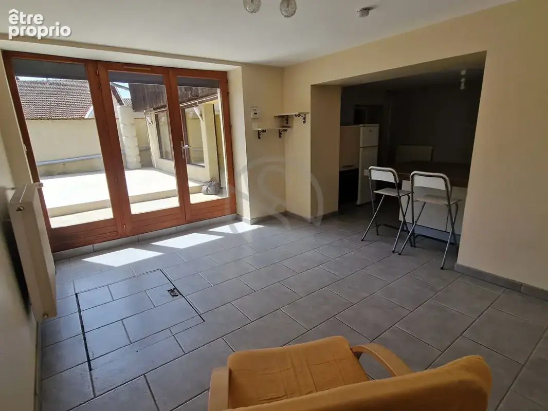 Maison 79 m2 plein centre ville avec jardin - photo 3