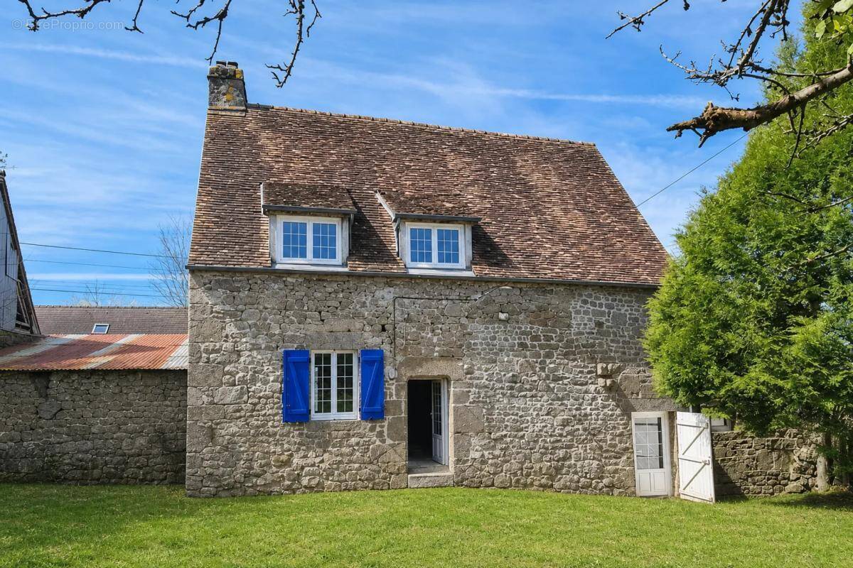 Maison à MAGNY-LE-DESERT