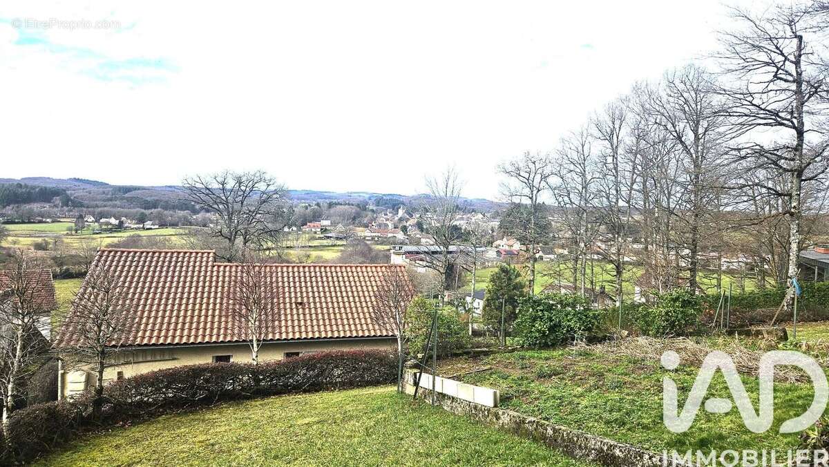 Photo 8 - Maison à LE ROUGET