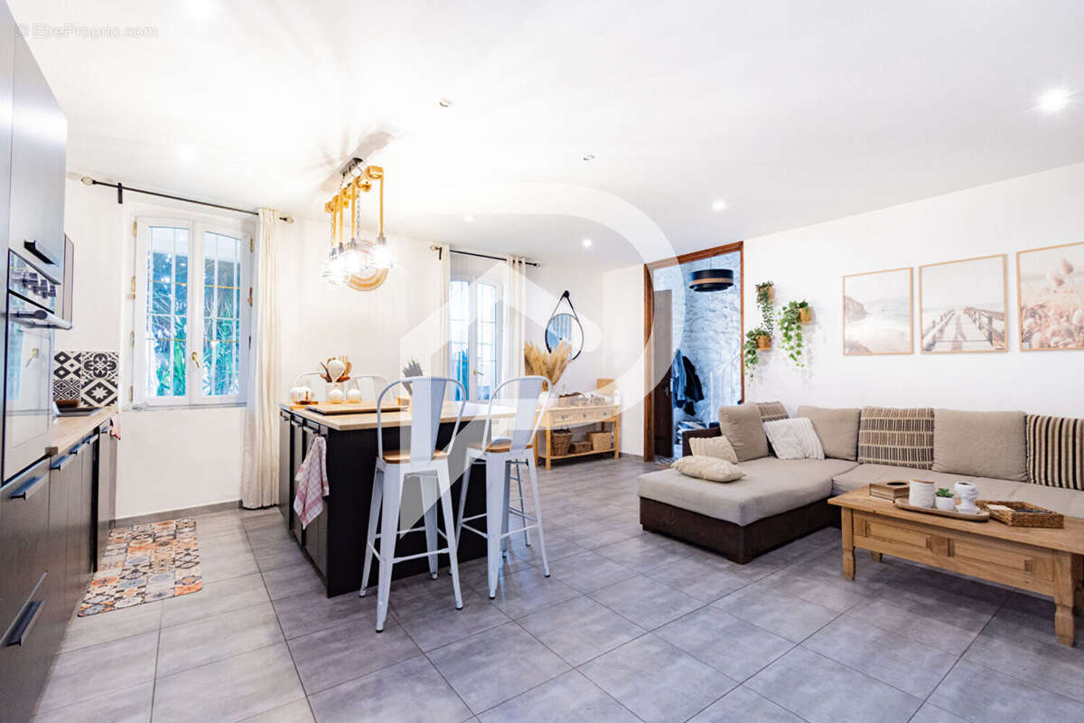 Maison à MARSEILLE-11E