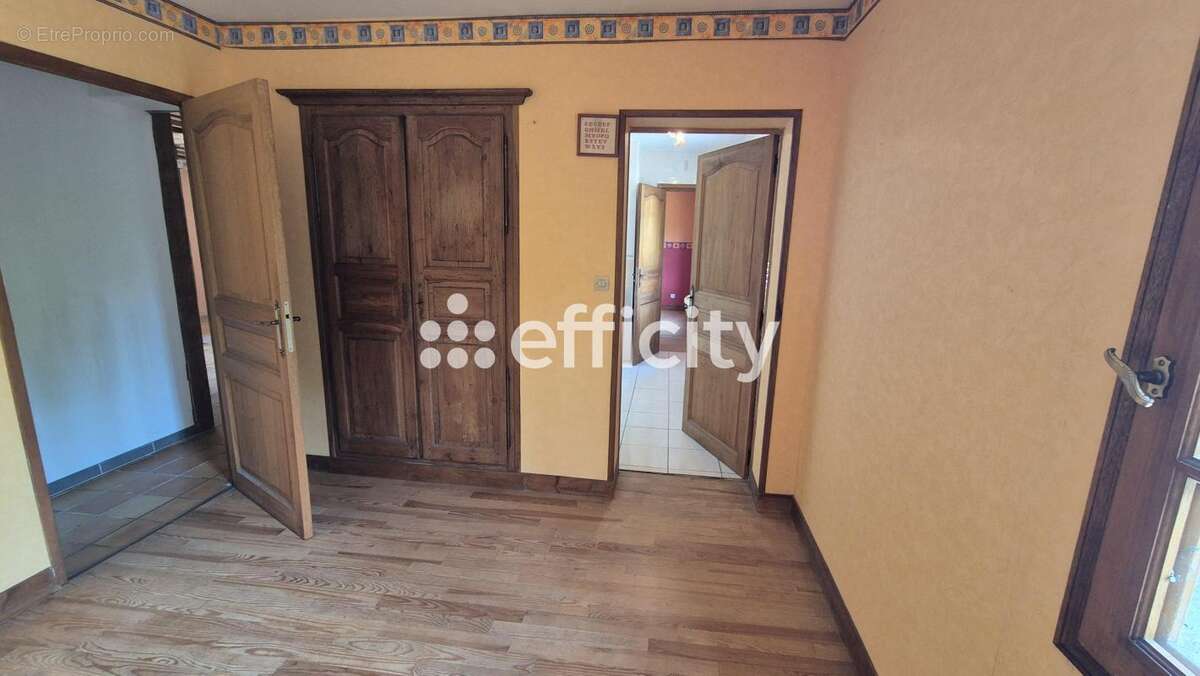 Maison 207 m² à Mandeville-En-Bessin  - photo 11