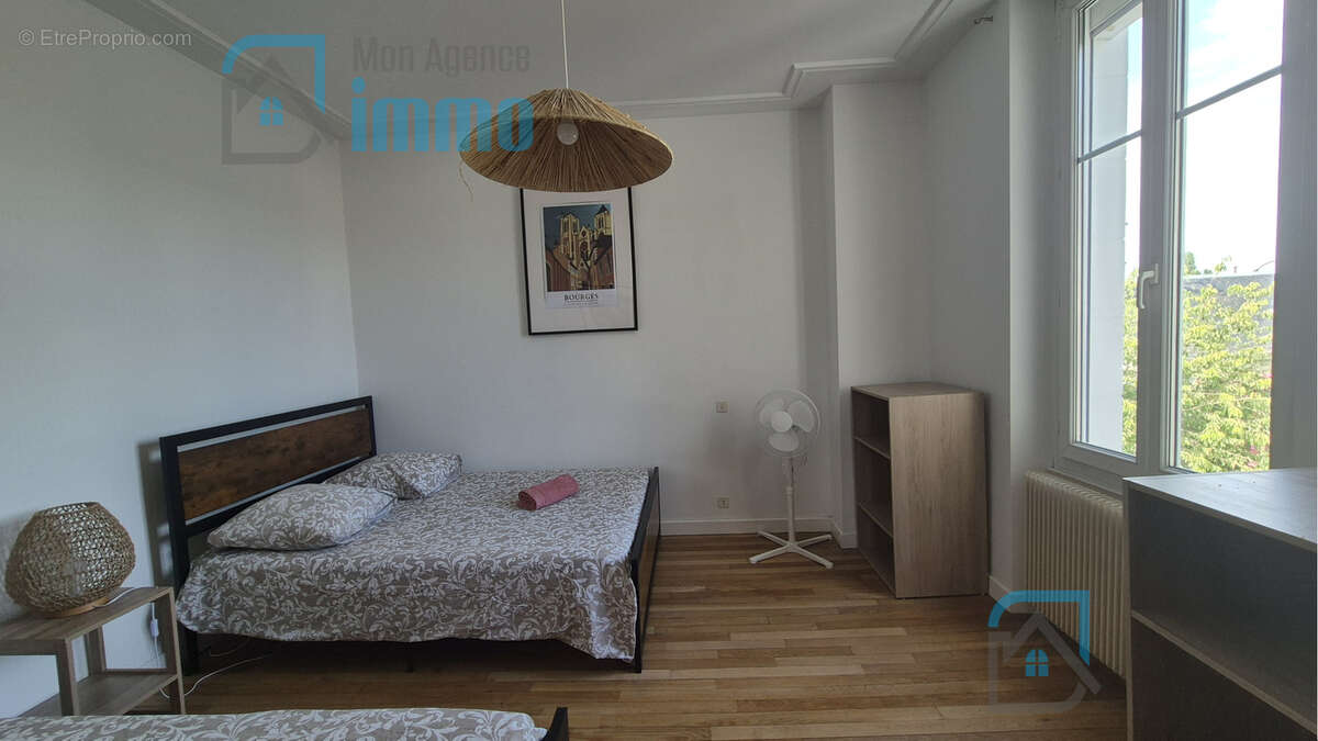 Bourges (18) - Maison familiale 5 chambres - photo 6