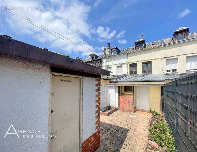 Maison à LE PETIT-QUEVILLY