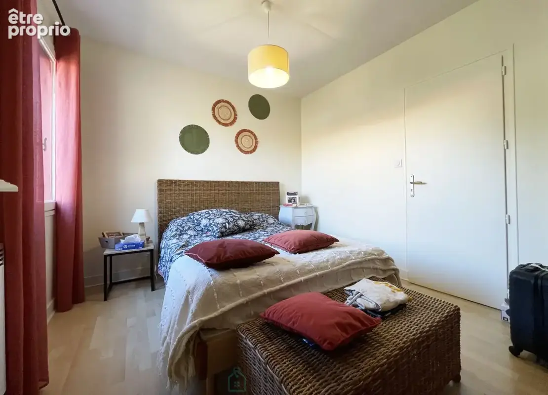 Maison de 187 m² sur un terrain arbore de 1 847 m² avec piscine - photo 14