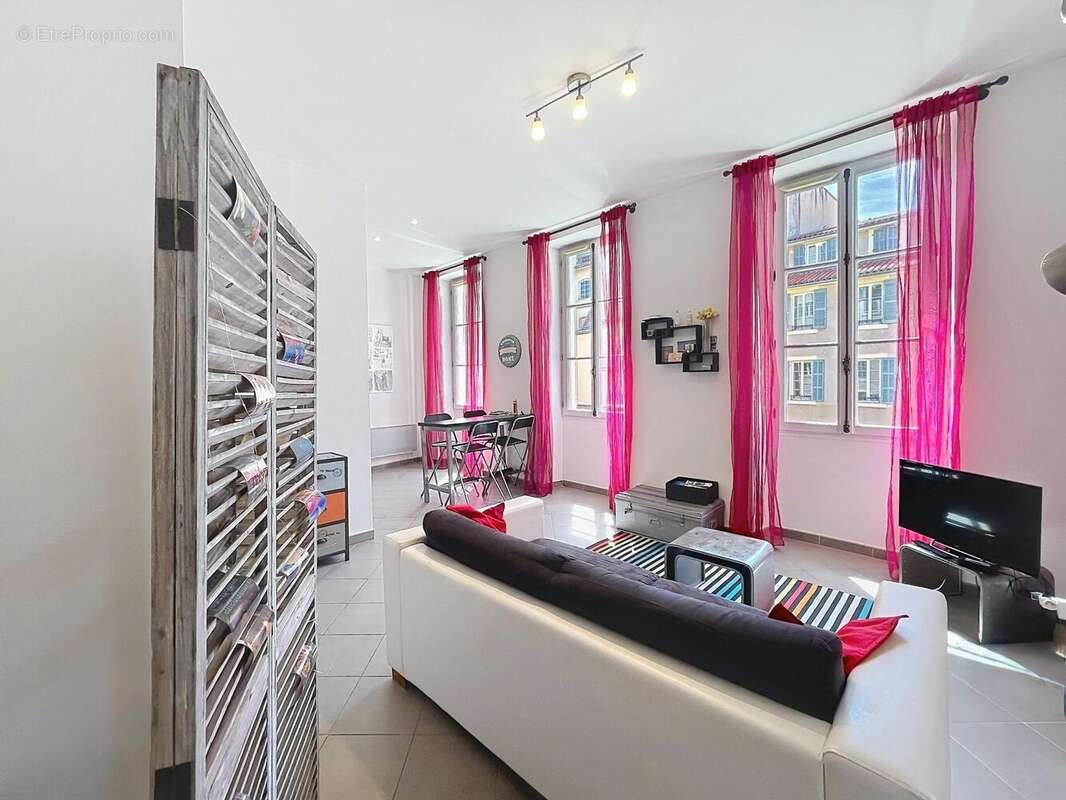 Photo 6 - Appartement à MARSEILLE-1E
