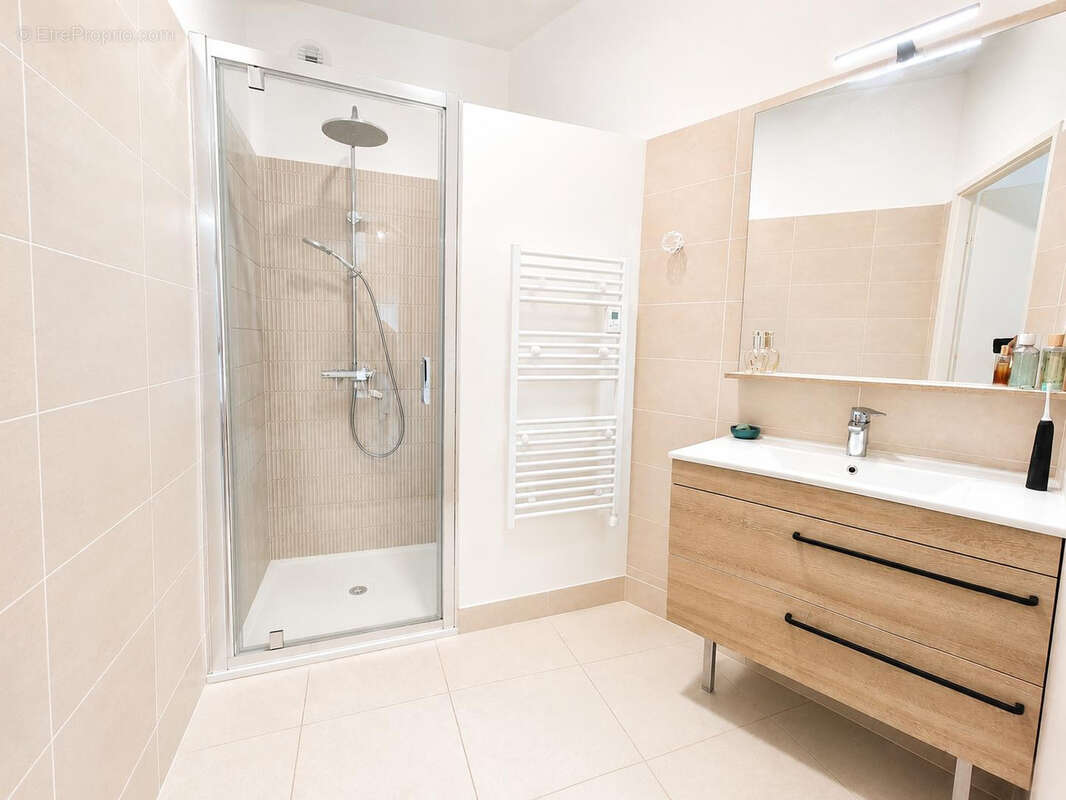 Appartement à MARSEILLE-8E