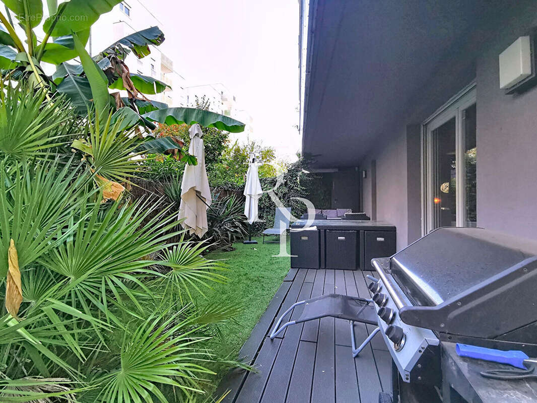 Appartement à LYON-8E