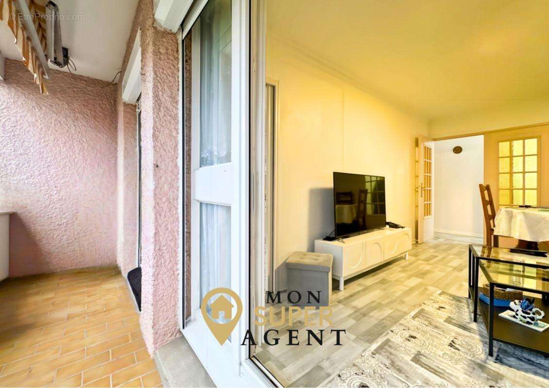 Appartement à MELUN