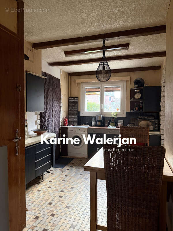 Maison à COURRIERES