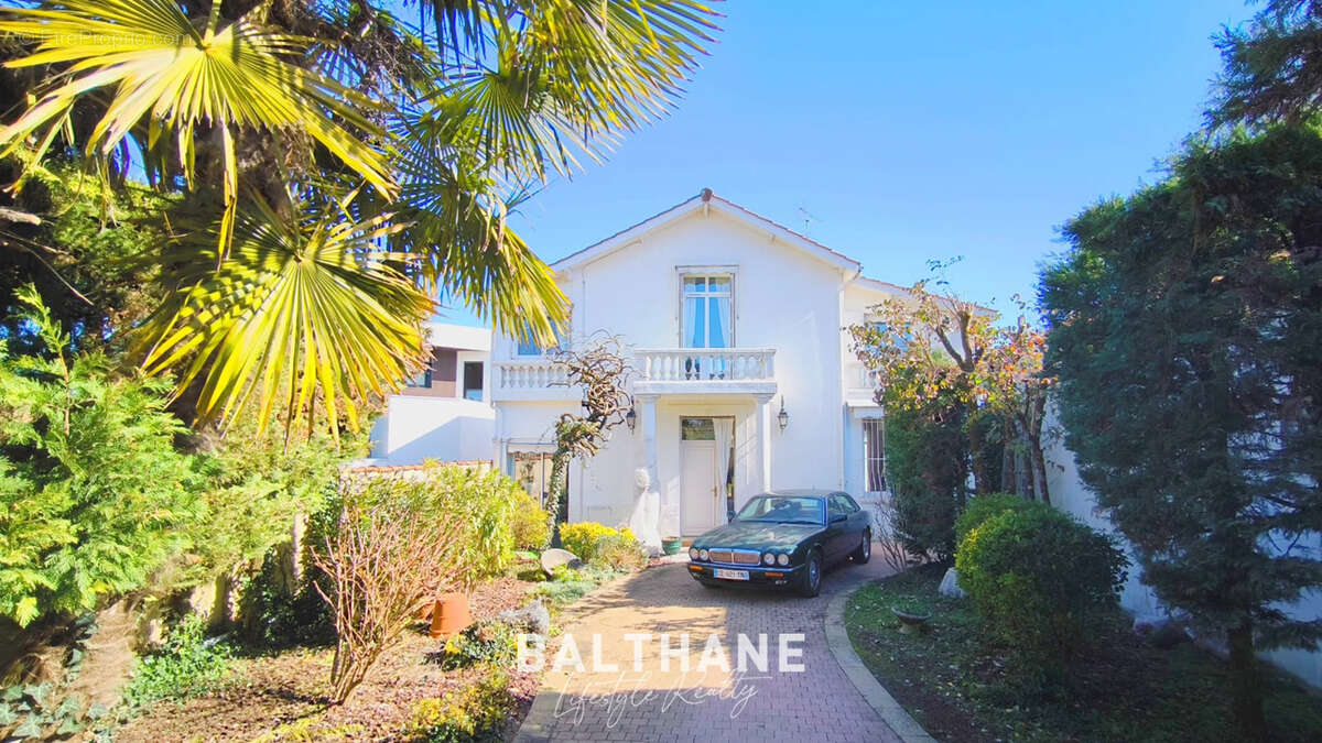 Maison à LE BOUSCAT