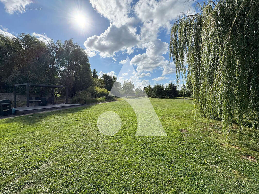 Maison à VIEUX-CONDE