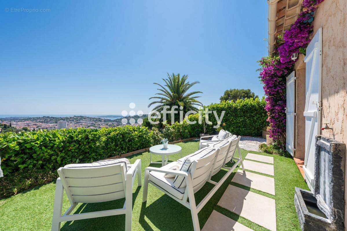 Maison 130 m² à Vallauris  - photo 15