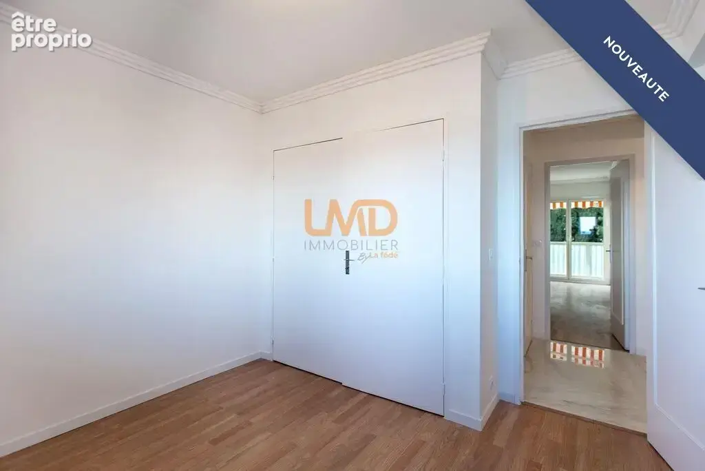 Nice le Port ; Agréable appartement de 3 pièces de 83m2, Terrass - photo 8