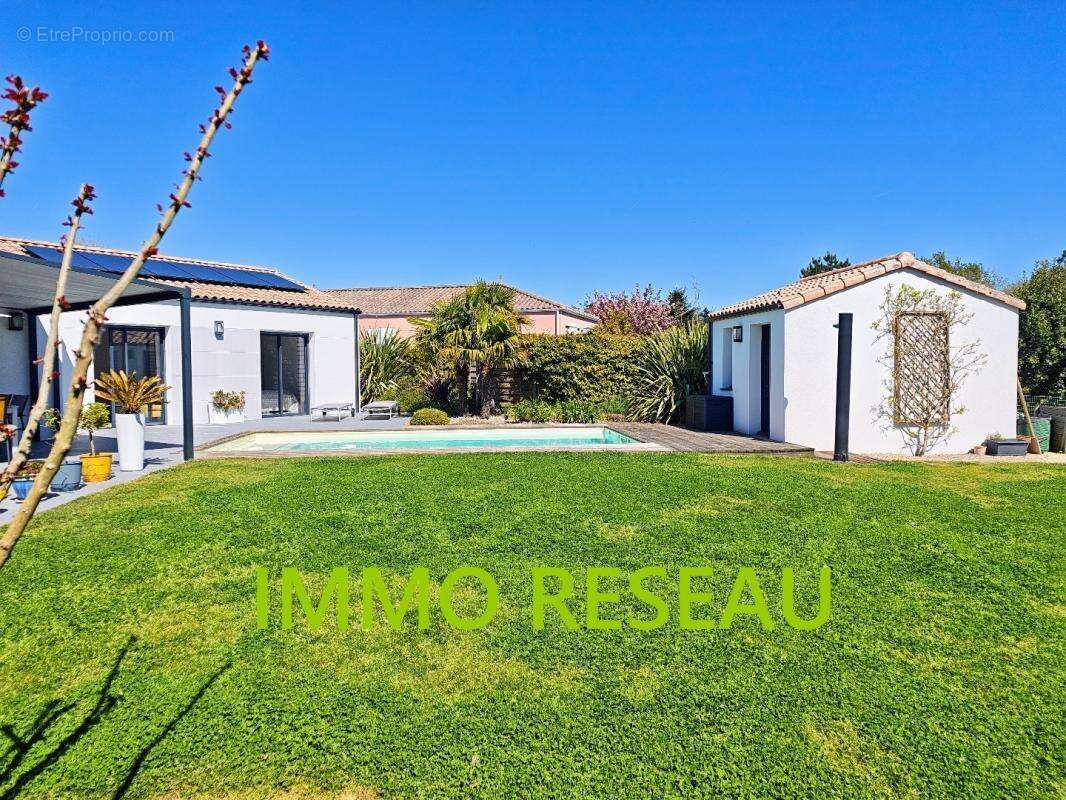 Maison à LE FENOUILLER