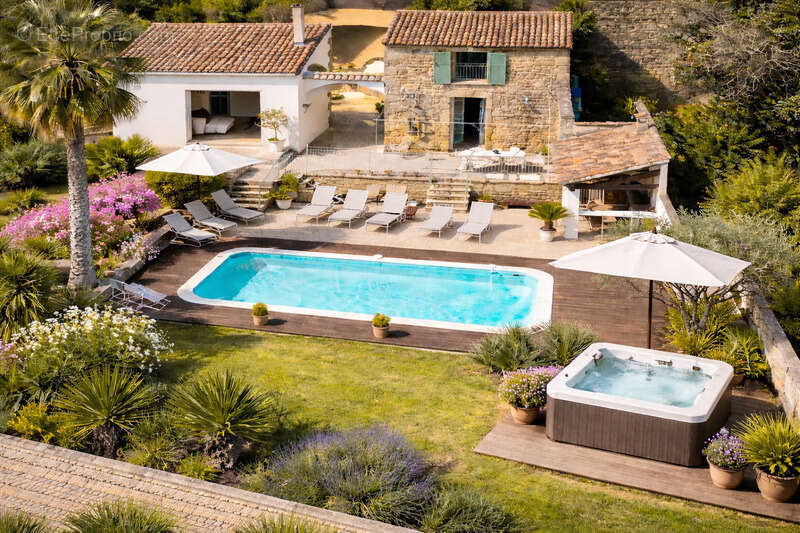 Maison à AIGUES-VIVES