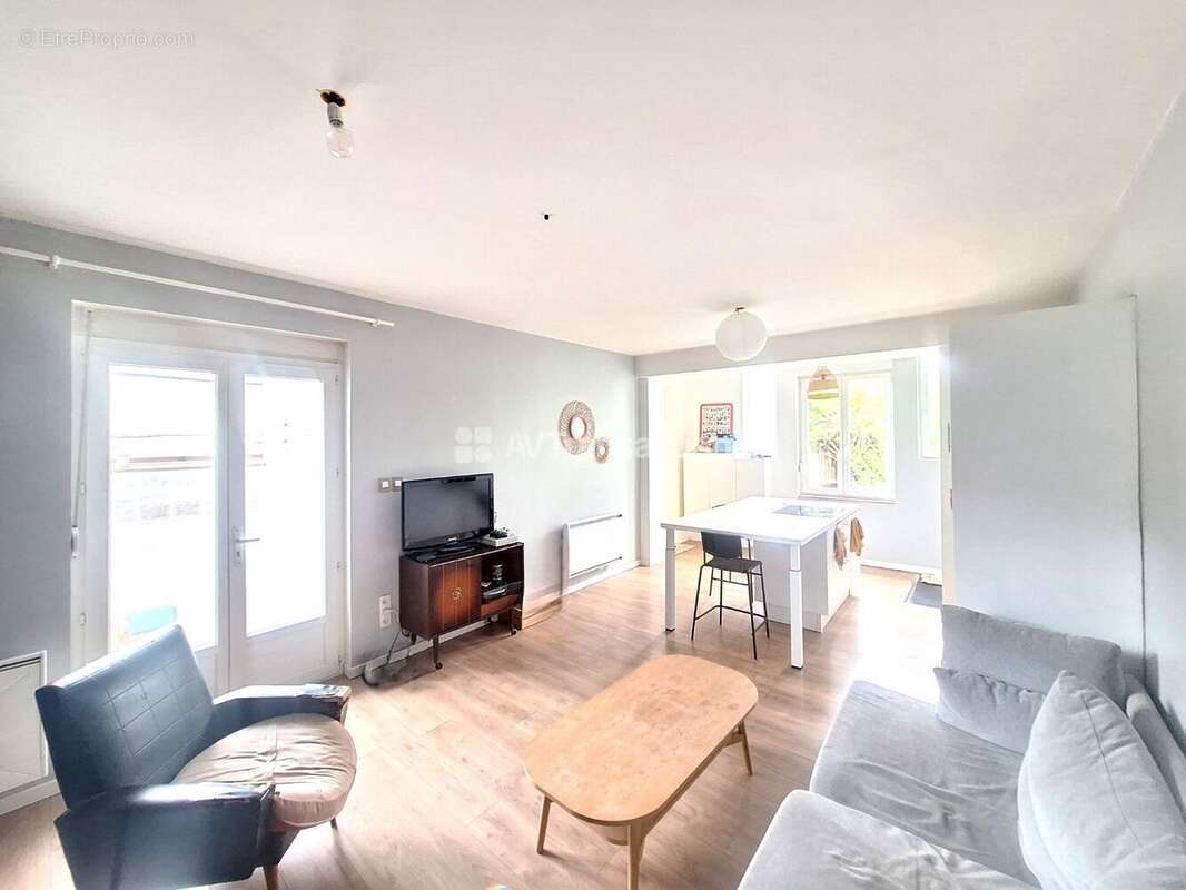 Maison à VAULX-EN-VELIN