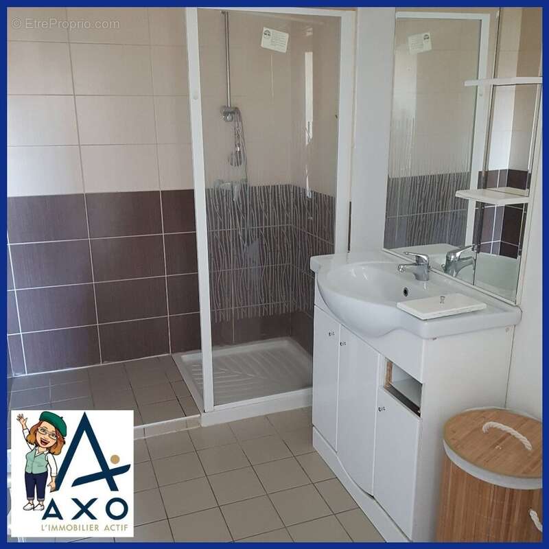 Maison à LE LANDREAU