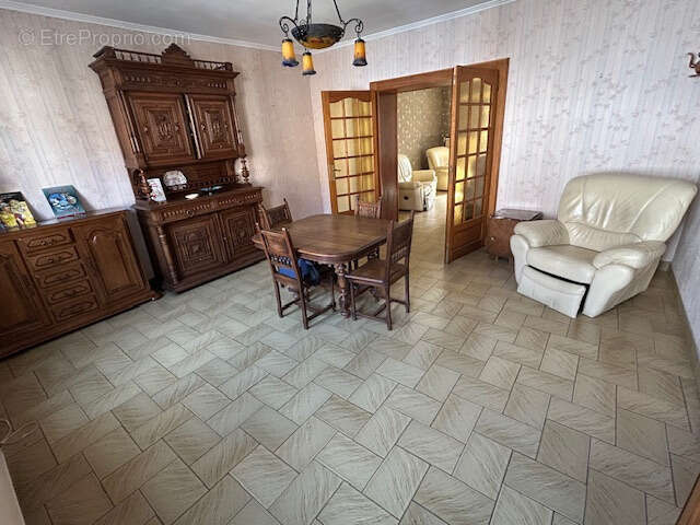 Maison à LONGLAVILLE