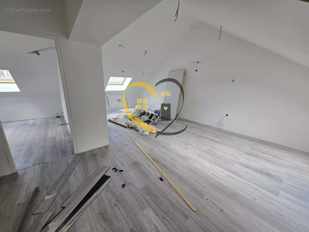 Appartement à LES AIX-D&#039;ANGILLON