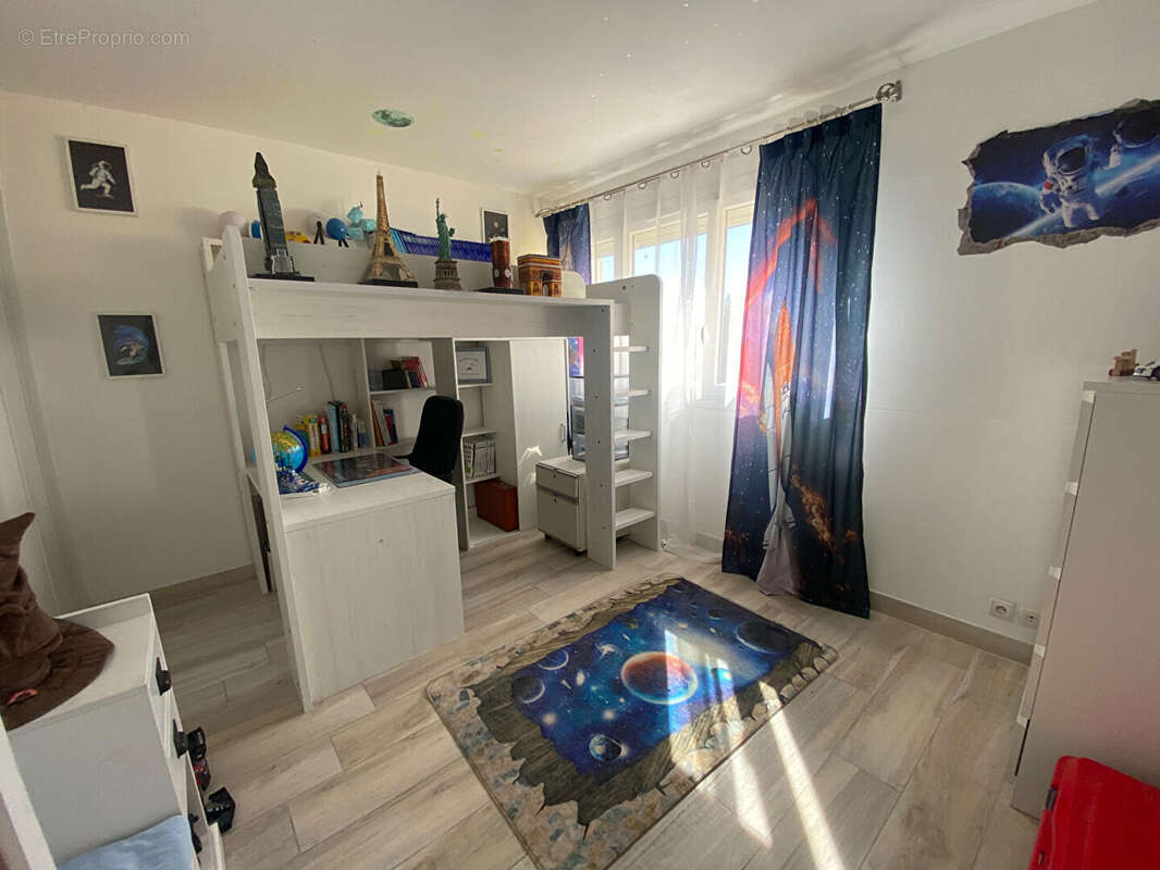 Appartement à MARSEILLE-12E