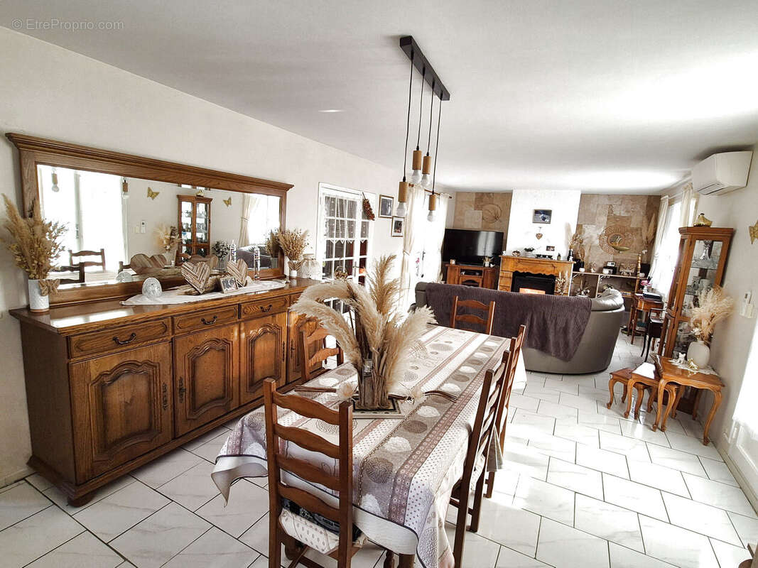 Maison à ROUSSON