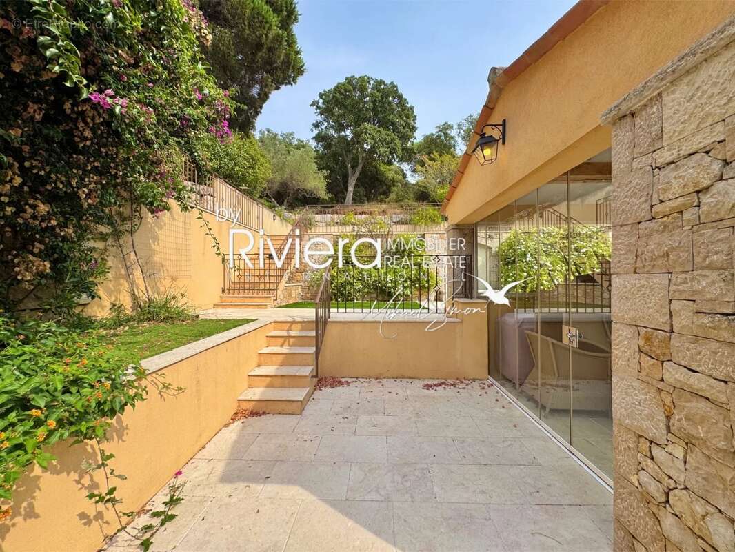 Gigaro - villa avec piscine - photo 4