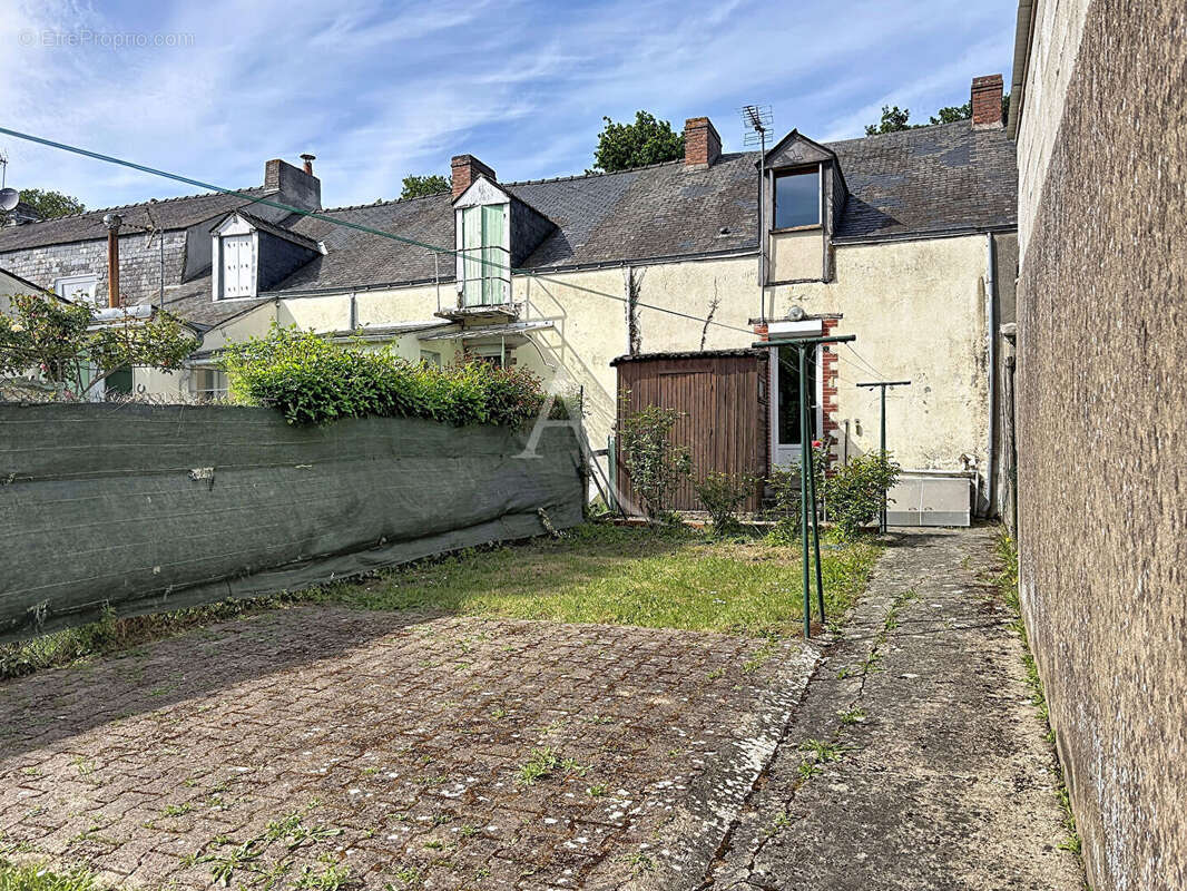 Maison à SEGRE