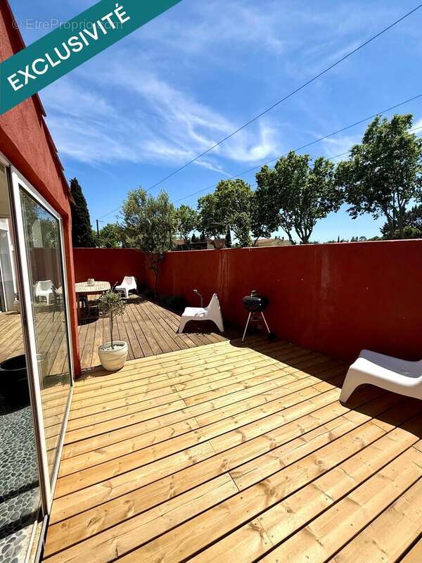 Photo 3 - Commerce à LA GARDE