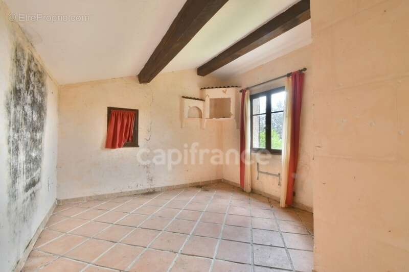 Propriete à vendre 21 pièces ARPHY (30) - photo 17