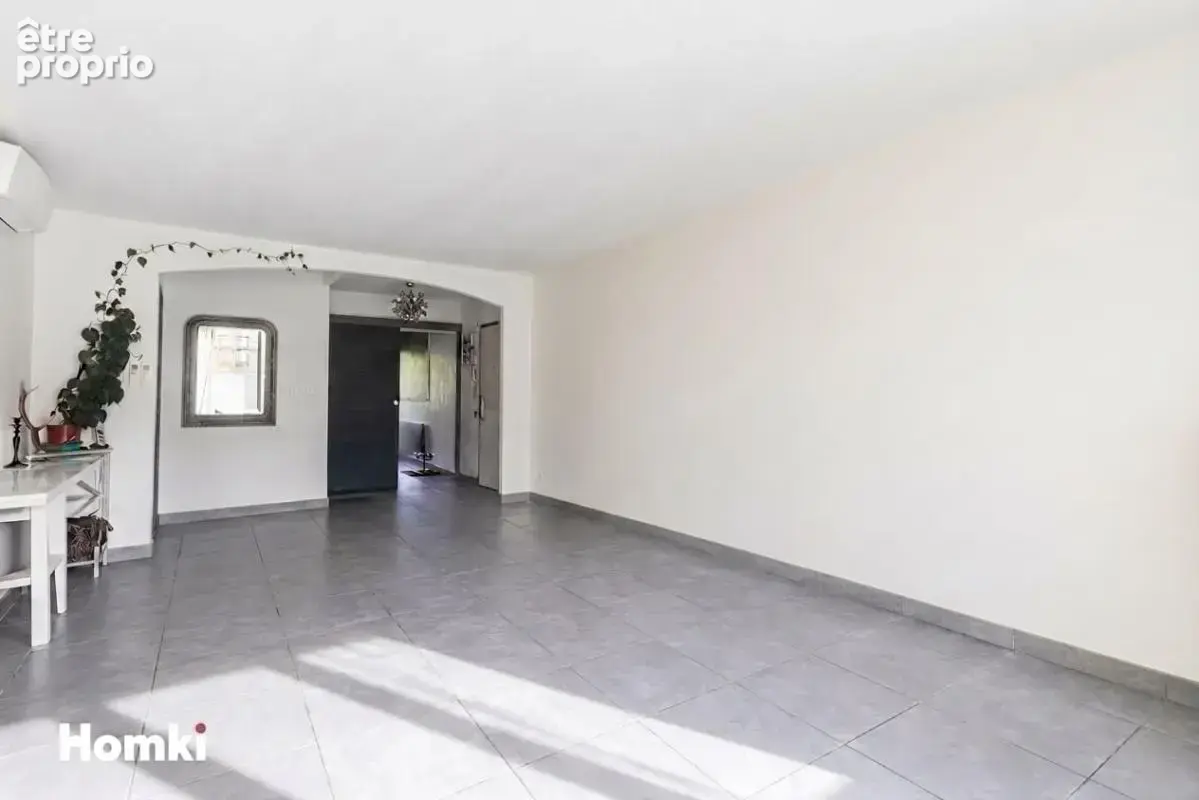 Appartement T4 de 85 m² à Cagnes-sur-Mer 06800, Avenue de la Gaude - photo 3