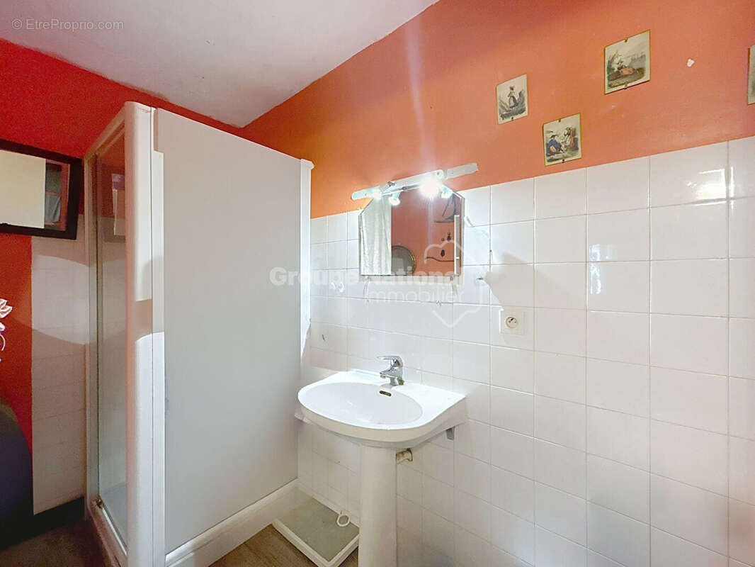 Appartement à L'ISLE-SUR-LA-SORGUE