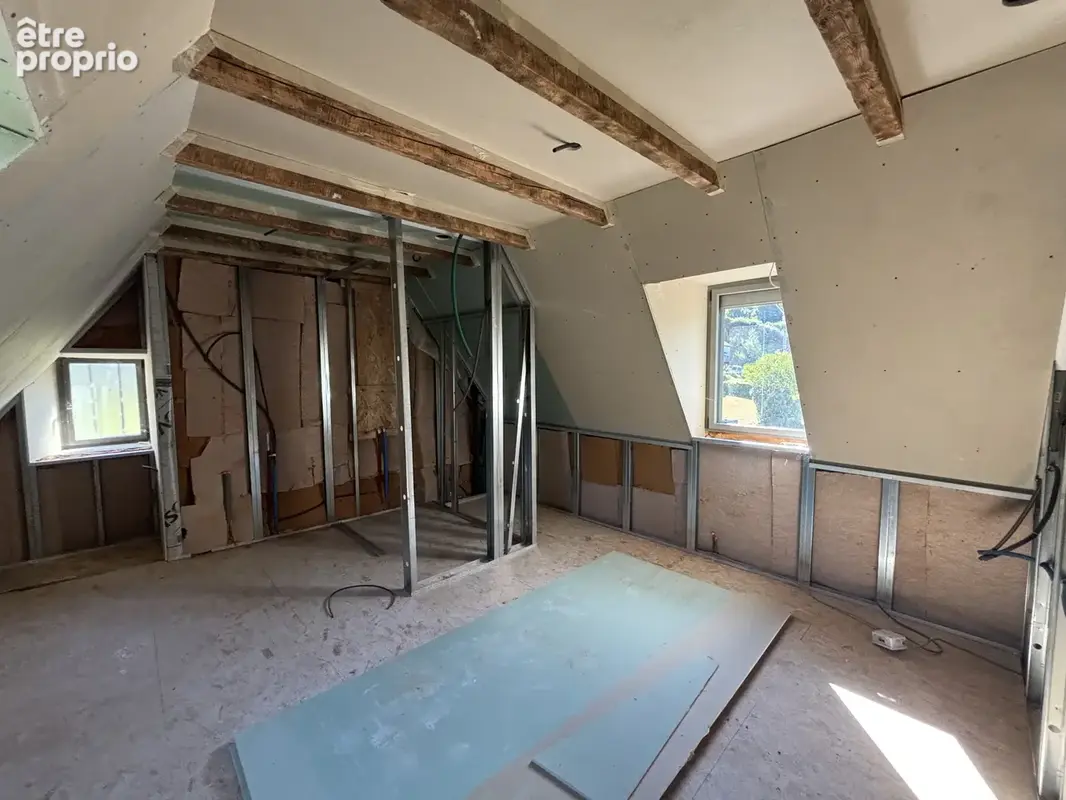 Maison 5 pièces en pierre VIC SUR CERE 15800 - photo 8