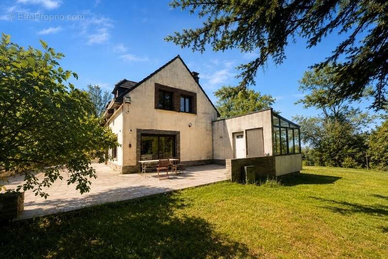 Maison à PLAILLY